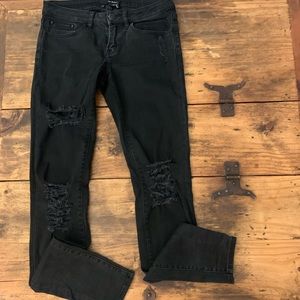 Stretchy distressed jeans